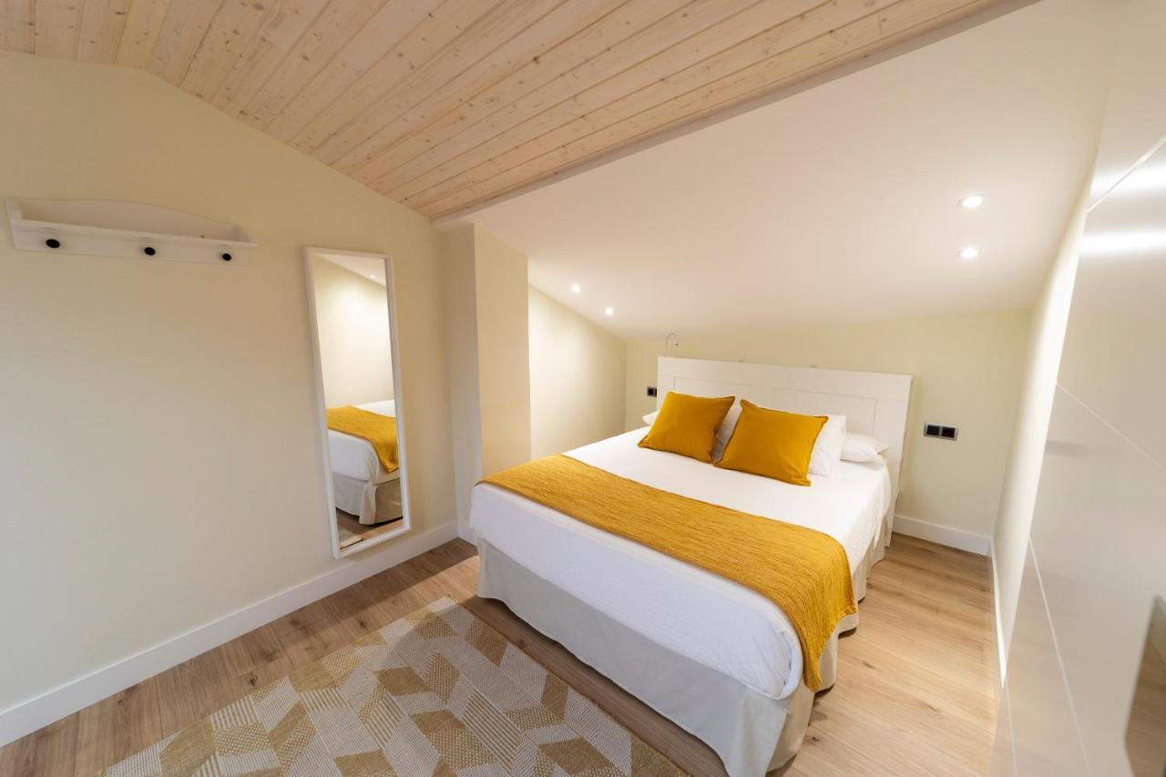 Apartamentos San Lazaro Santiago de Compostela Exterior foto